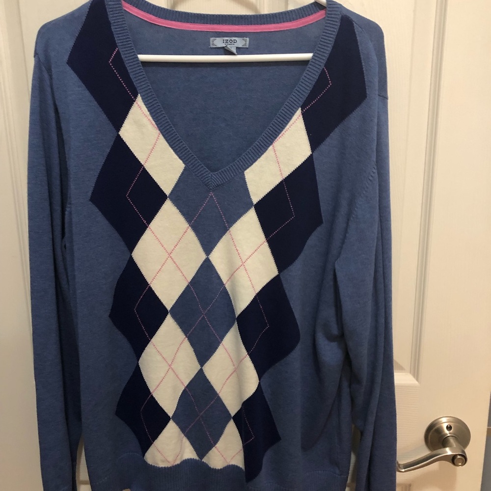 IZOD Women’s 1X Cotten V-neck Sweater